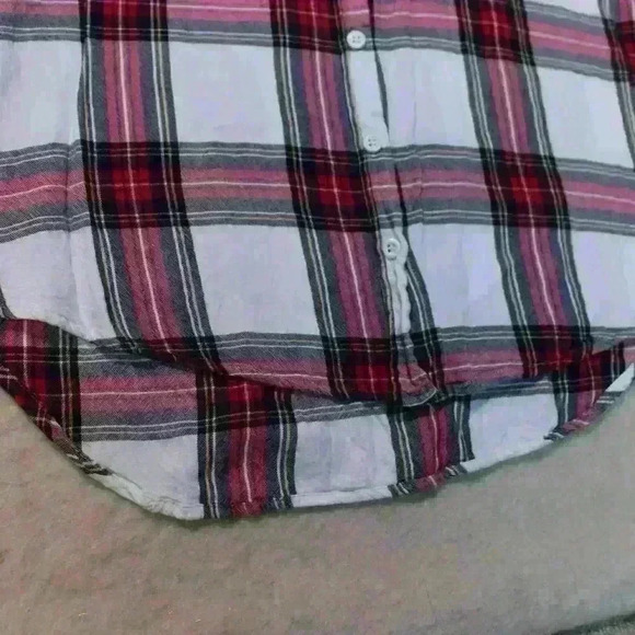 ALEXANDER JORDAN White Red Plaid Silky Flowy Rayon Button Up Blouse Women Large - Picture 2 of 9